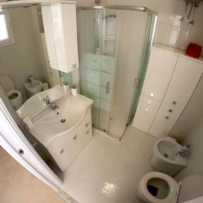 Ferienwohnung La Terrazza Sul Mare Santa Maria al Bagno Exterior foto